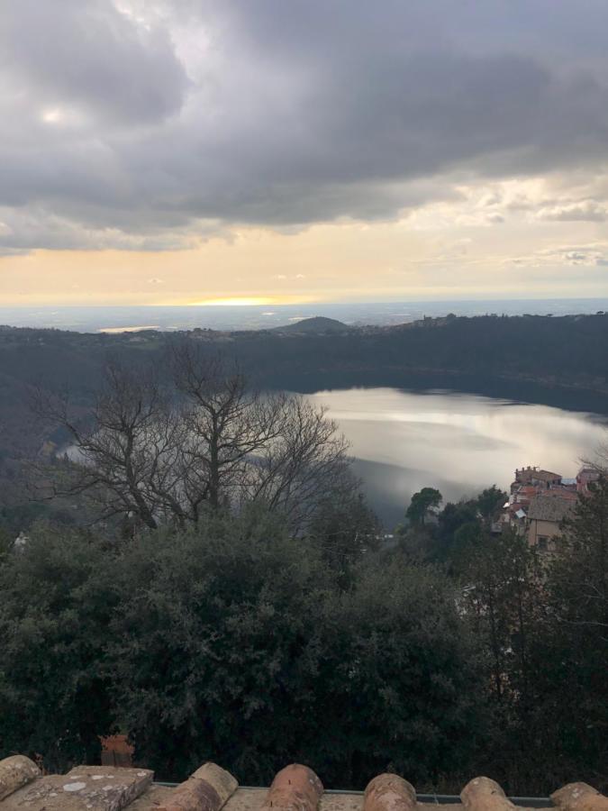 Вилла Isola Sul Lago Неми Экстерьер фото