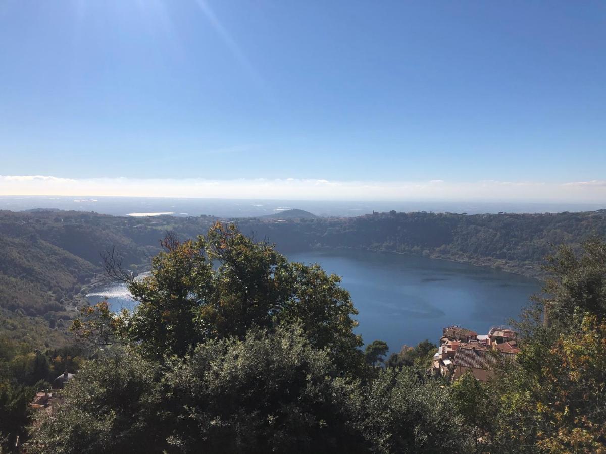 Вилла Isola Sul Lago Неми Экстерьер фото